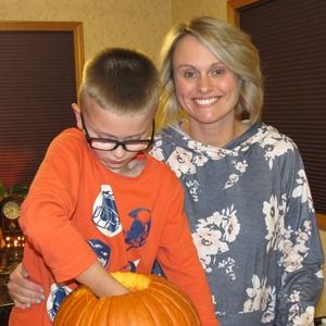 Meet your Posher, Valerie